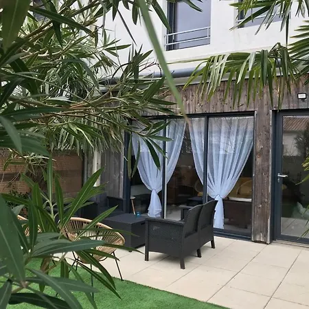 Villa Les Pechers N 2 Maison De 87 M2 A 5mn De La Rochelle De L'ile De Re Et Des Plages